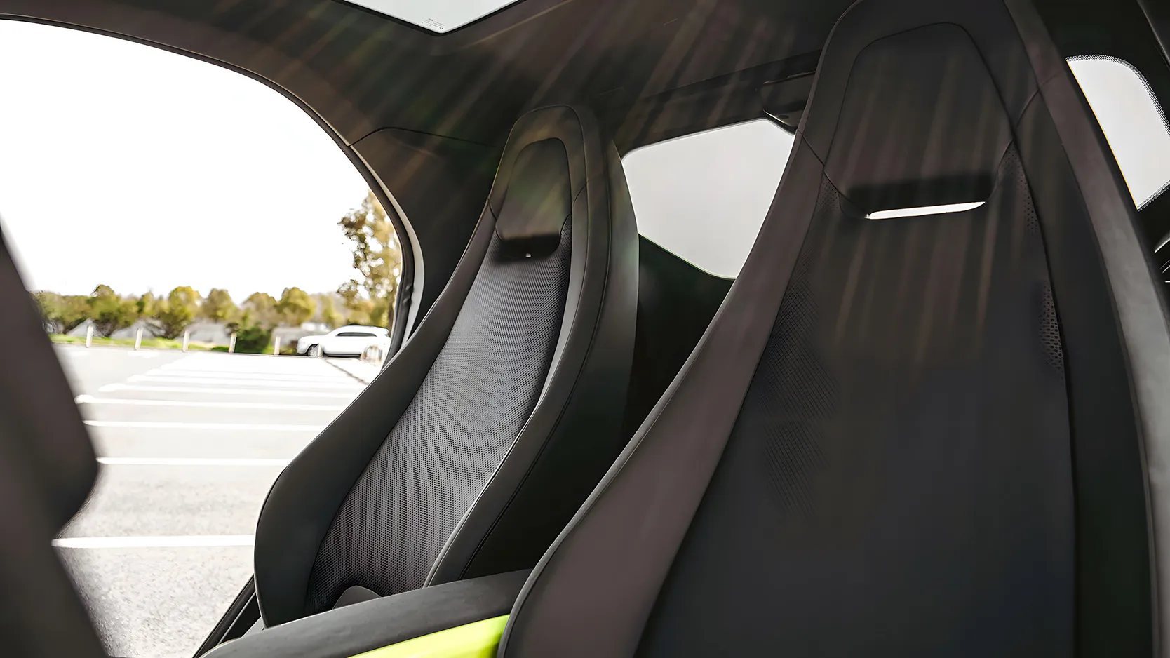 Asientos ergonómicos de estilo deportivo